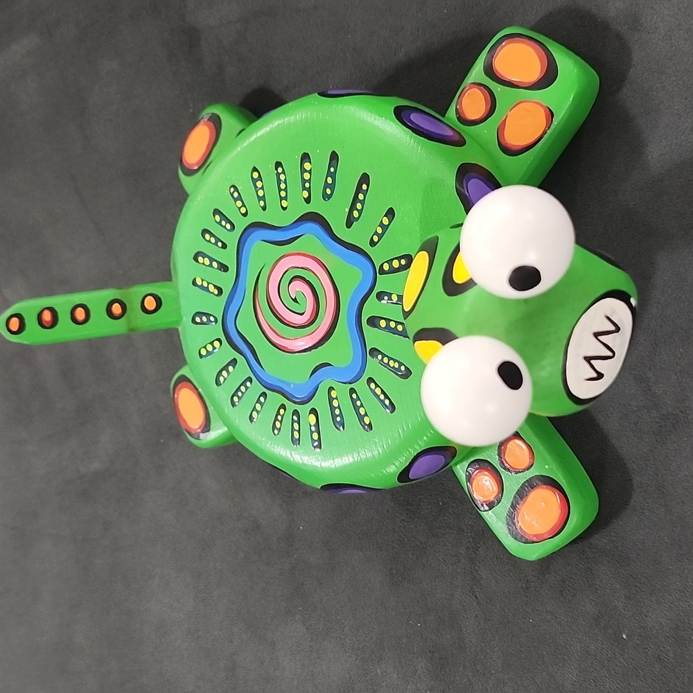 Zedo Zoo Signed Wood Carved Handmade Colorful Green Sculpture Qty 1